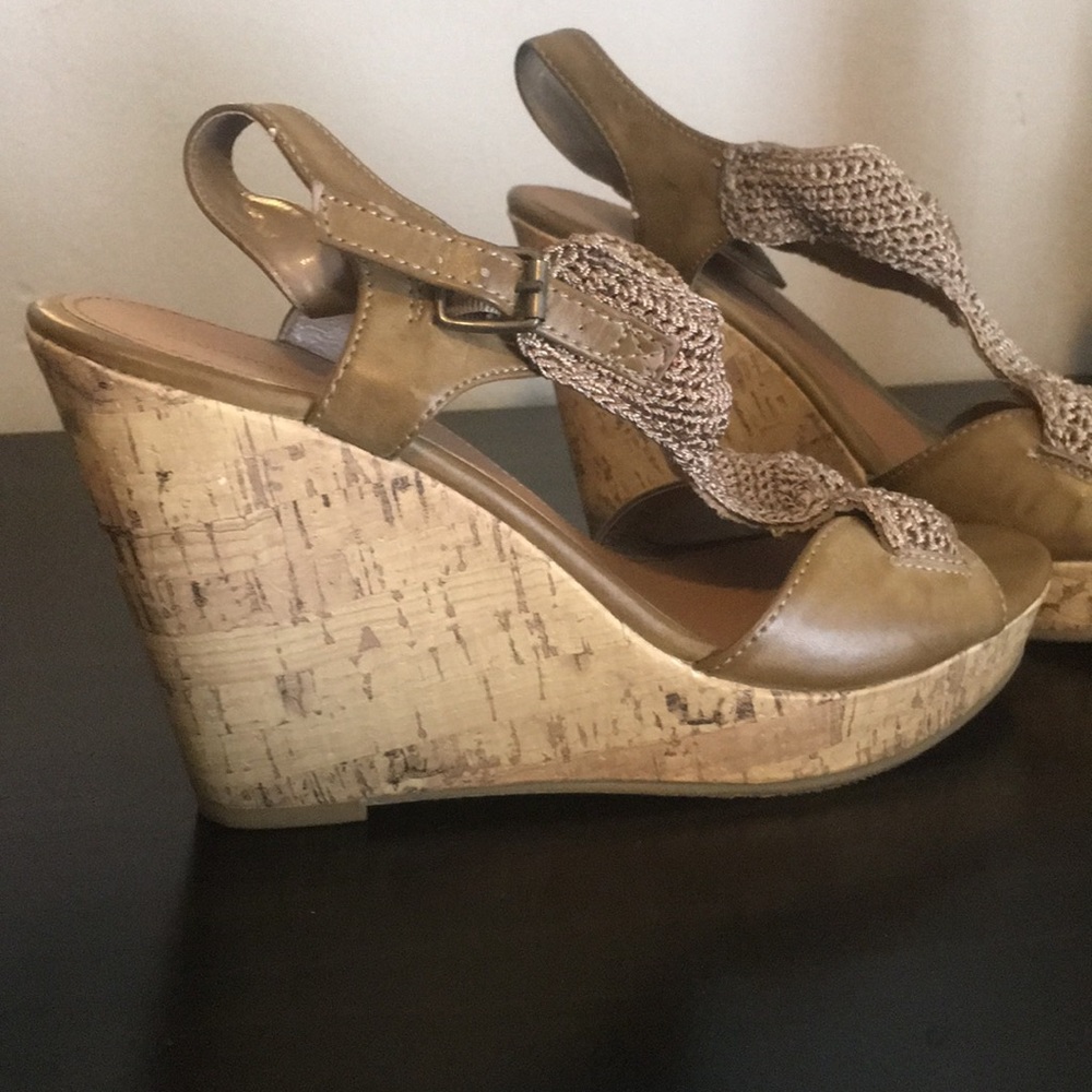 Fun wedges - Picture 2 of 3